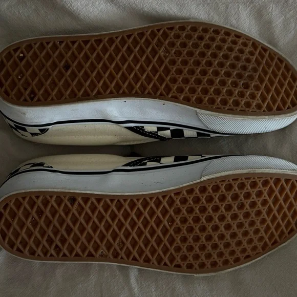 Vans Checkerboard Slip-On Sneakers - Black & White Men's 9.5 Women's 11 - Picture 4 of 6